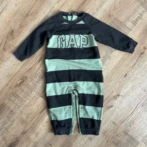 12-18M BabyGap L/S one piece striped outfit